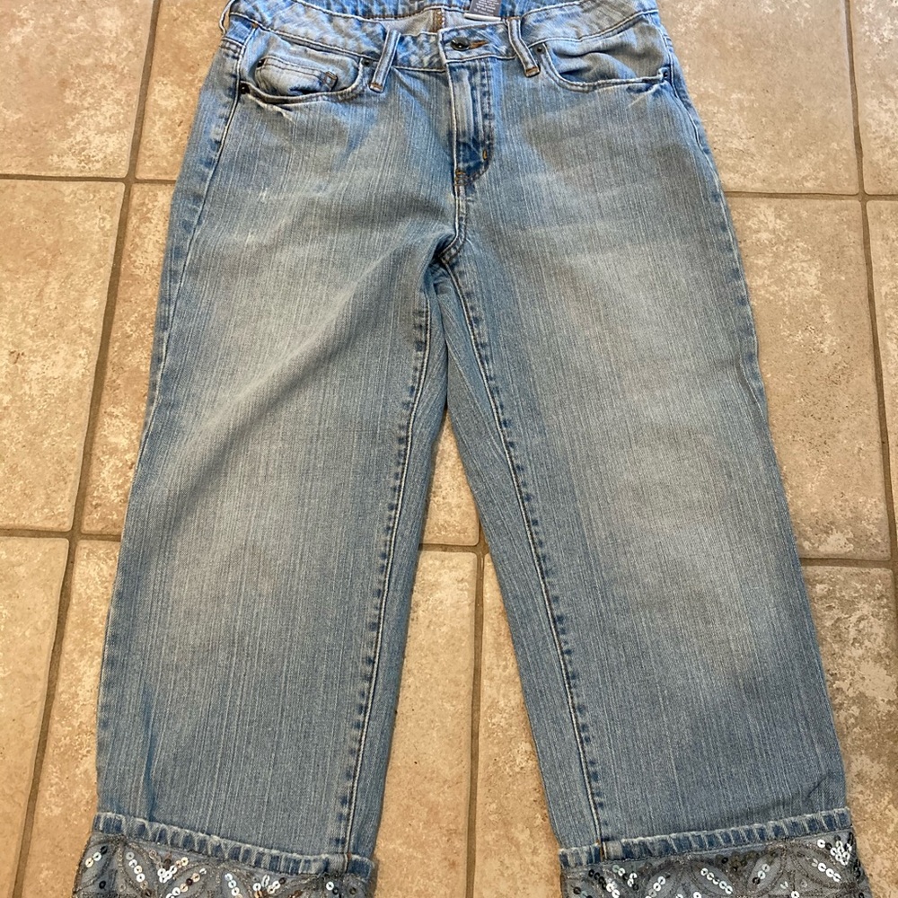 Women’s Capri Jeans